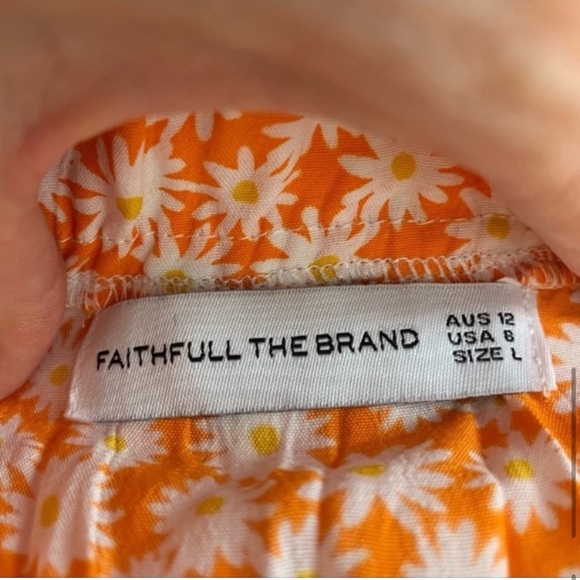 Faithfull the Brand Laura Dress - Picture 9 of 12